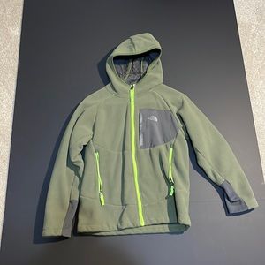 Boys North Face Fleece Lined Jacket w/Hood, size M 10/12 Like New.